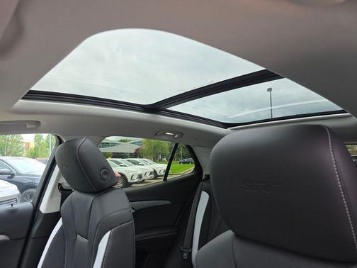 Quartz Blue Metallic 2026 Buick Envision Sport Touring AWD