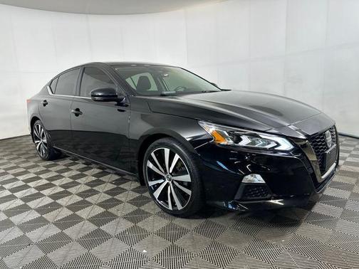 2020 Nissan Altima SR FWD