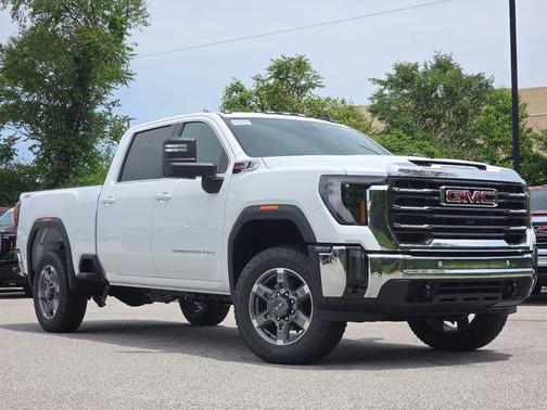 Summit White 2026 GMC Sierra 2500 SLE