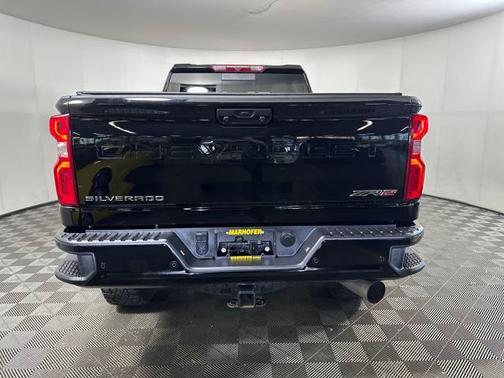 2024 Chevrolet Silverado 2500 4WD Crew Cab Standard Bed ZR2