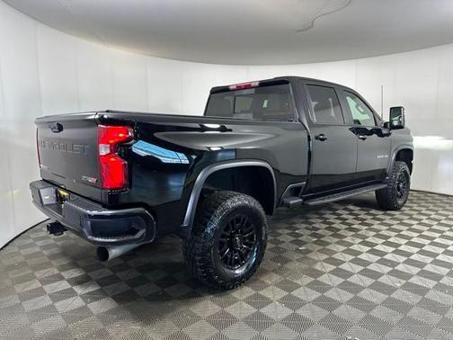 2024 Chevrolet Silverado 2500 4WD Crew Cab Standard Bed ZR2