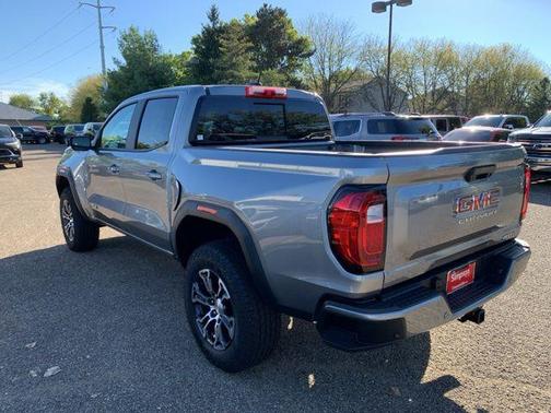 2025 GMC Canyon AT4
