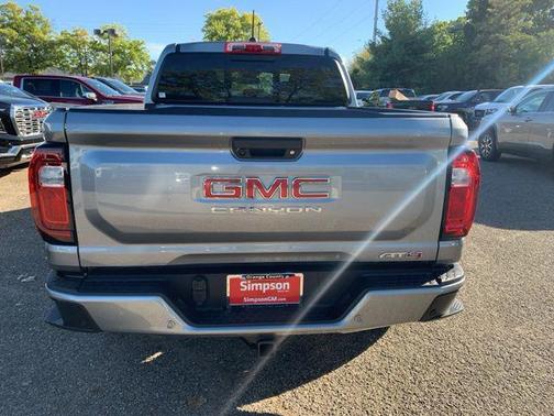 2025 GMC Canyon AT4