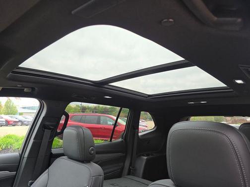 summit white 2026 Buick Enclave Preferred FWD