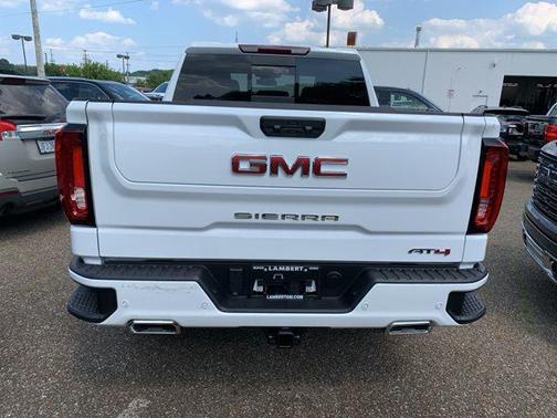 2025 GMC Sierra 1500 AT4