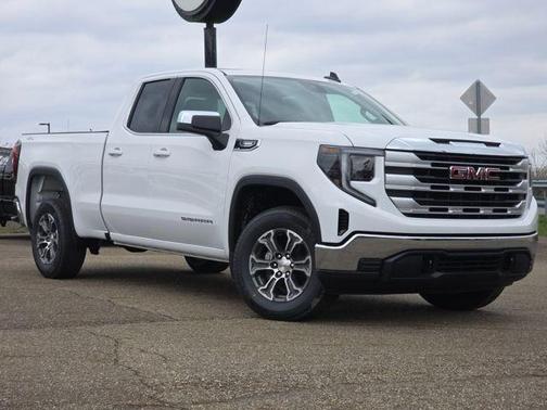 Summit White 2026 GMC Sierra 1500 SLE