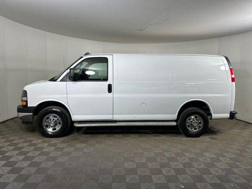 2024 Chevrolet Express 2500 Work Van