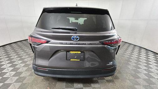 Predawn Gray Mica 2021 Toyota Sienna LE
