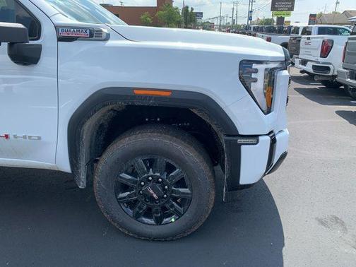 2025 GMC Sierra 2500 AT4