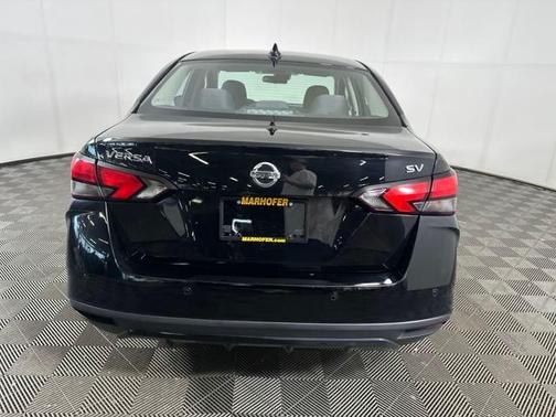 2021 Nissan Versa 1.6 SV