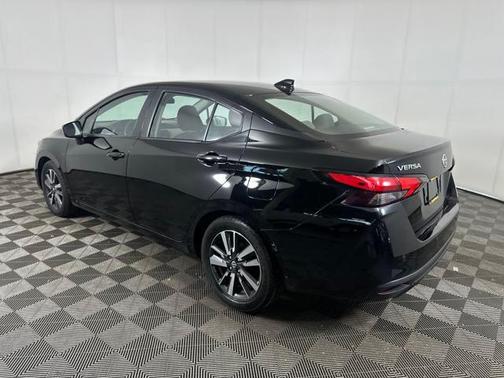 2021 Nissan Versa 1.6 SV