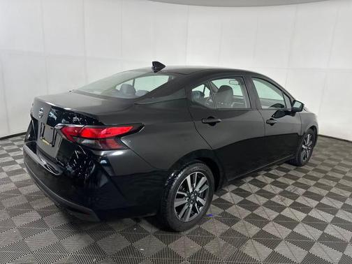 2021 Nissan Versa 1.6 SV
