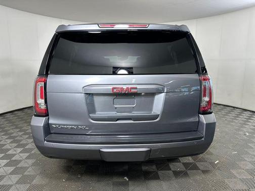 2020 GMC Yukon XL SLT