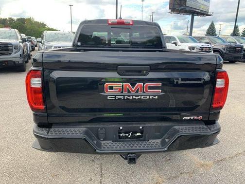 2025 GMC Canyon AT4