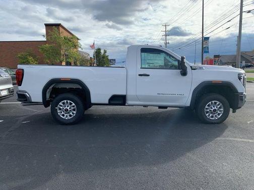 2025 GMC Sierra 2500 Base