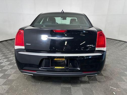 2015 Chrysler 300C Platinum