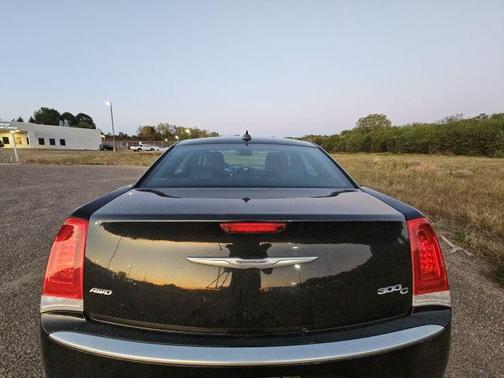 2015 Chrysler 300C Platinum
