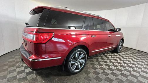 Ruby Red Metallic Tinted Clearcoat 2019 Lincoln Navigator L Reserve