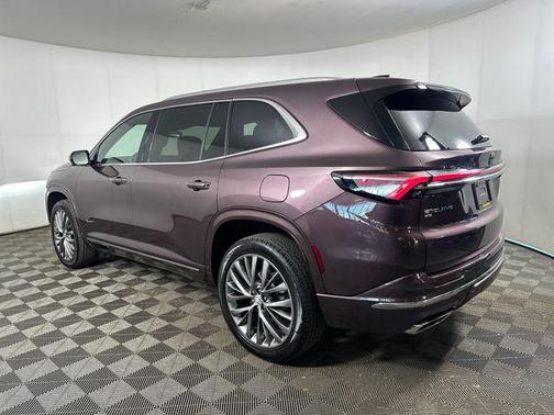 Smokey Amethyst Metallic 2025 Buick Enclave Avenir FWD