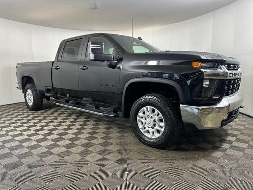 Mosaic Black Metallic 2022 Chevrolet Silverado 3500 LT