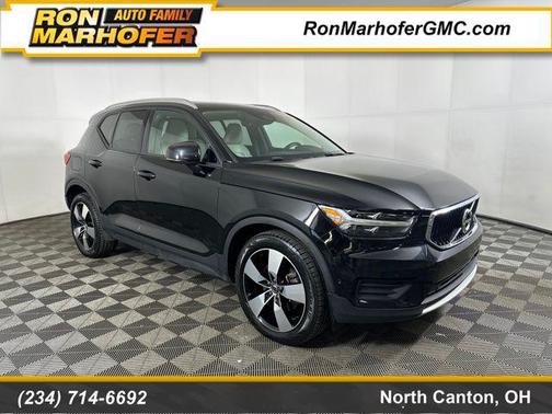 2019 Volvo XC40 T5 Momentum