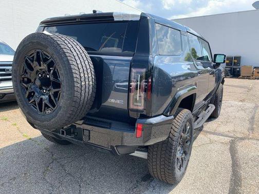 2026 GMC HUMMER EV SUV 2X