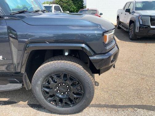 2026 GMC HUMMER EV SUV 2X