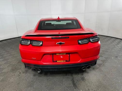 2022 Chevrolet Camaro RWD Coupe LT1