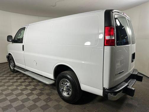 2024 Chevrolet Express 2500 Work Van
