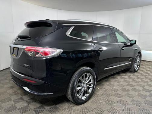 2022 Buick Enclave AWD Avenir