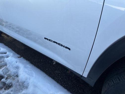 2025 GMC Acadia AWD Elevation