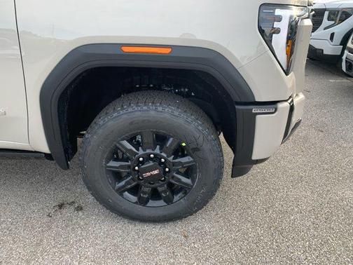 2026 GMC Sierra 2500 AT4