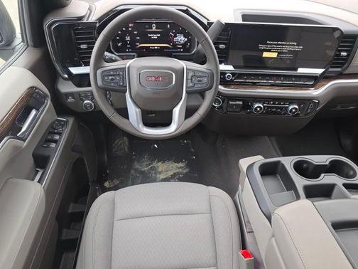 Onyx Black 2026 GMC Sierra 1500 SLE