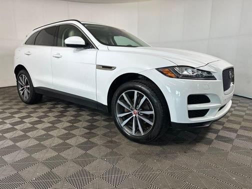 2018 Jaguar F-PACE 25t Prestige