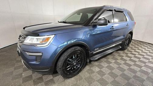 Blue Metallic 2018 Ford Explorer XLT
