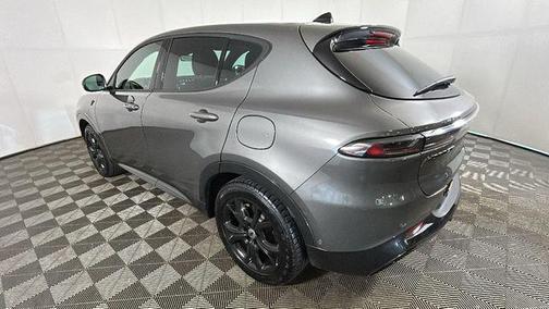 Gray Cray 2024 Dodge Hornet R/T Plus EAWD