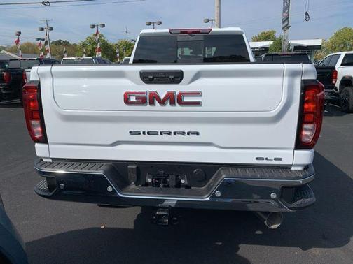2026 GMC Sierra 2500 SLE