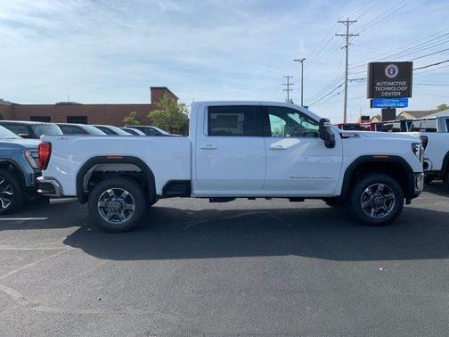 2026 GMC Sierra 2500 SLE
