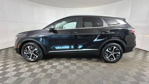 Fusion Black 2023 Kia Sportage Hybrid EX