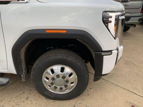 2026 GMC Sierra 3500 Denali