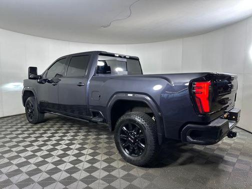 2024 GMC Sierra 2500 AT4