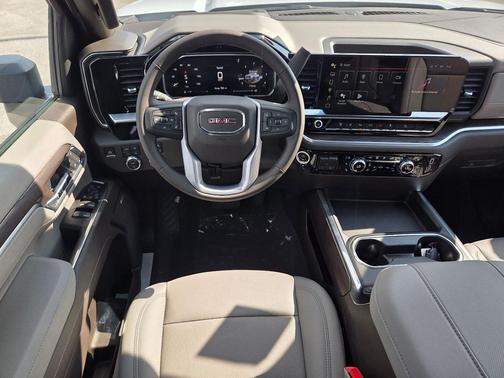 Glacier White Tricoat 2026 GMC Sierra 2500 SLT