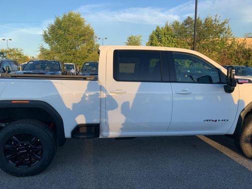 2026 GMC Sierra 2500 AT4