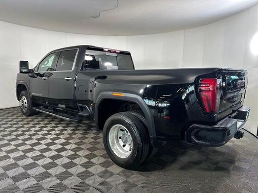 2024 GMC Sierra 3500 Denali