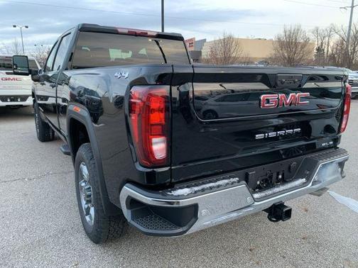 2026 GMC Sierra 2500 SLE