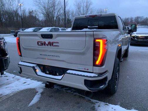 2026 GMC Sierra 2500 AT4