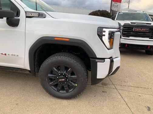 2026 GMC Sierra 2500 AT4