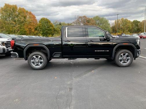 2026 GMC Sierra 2500 SLE