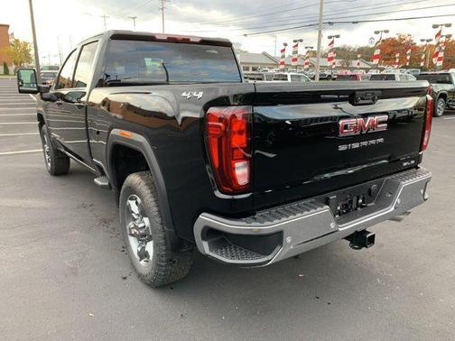 2026 GMC Sierra 2500 SLE