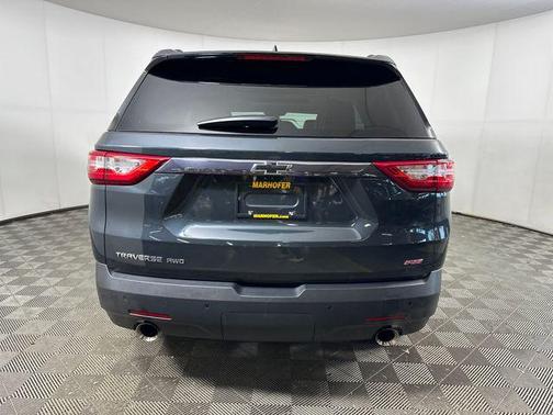 Graphite Metallic 2020 Chevrolet Traverse RS